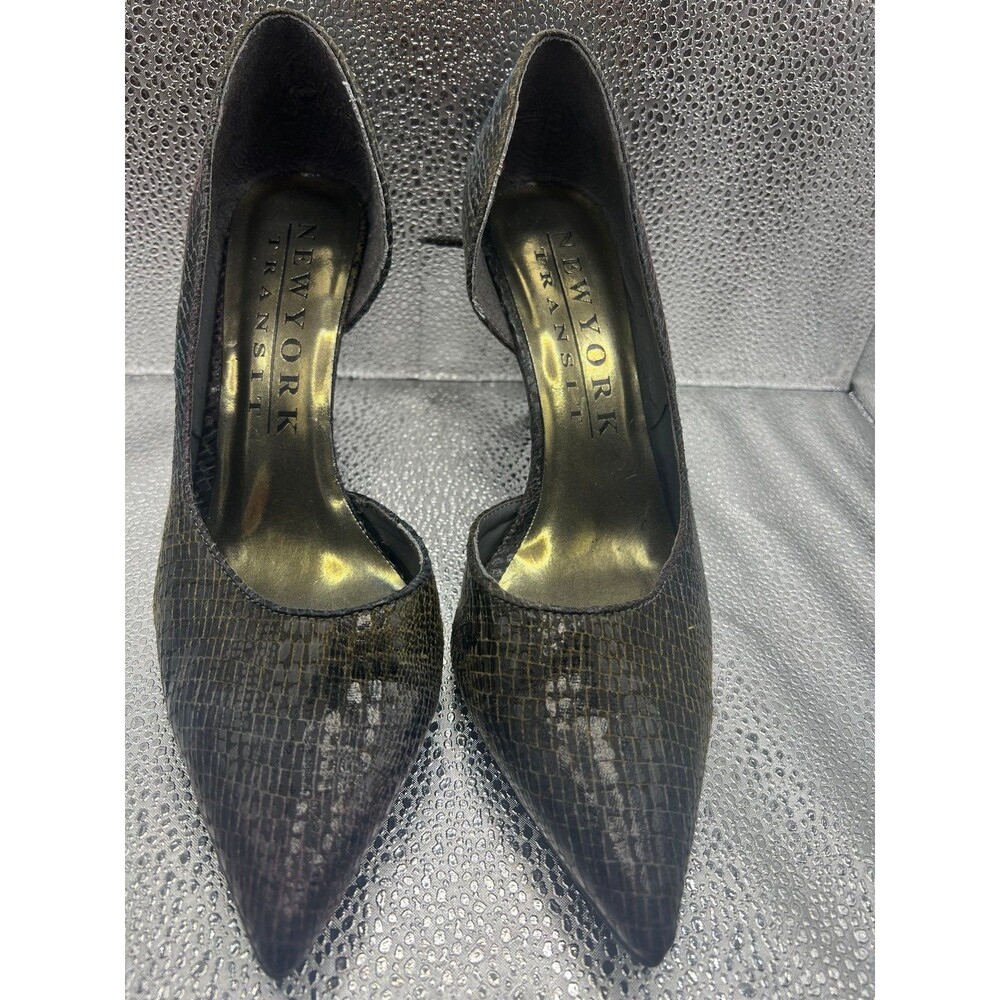New York Transit Snakeskin Pointed-Toe Pumps 10 M